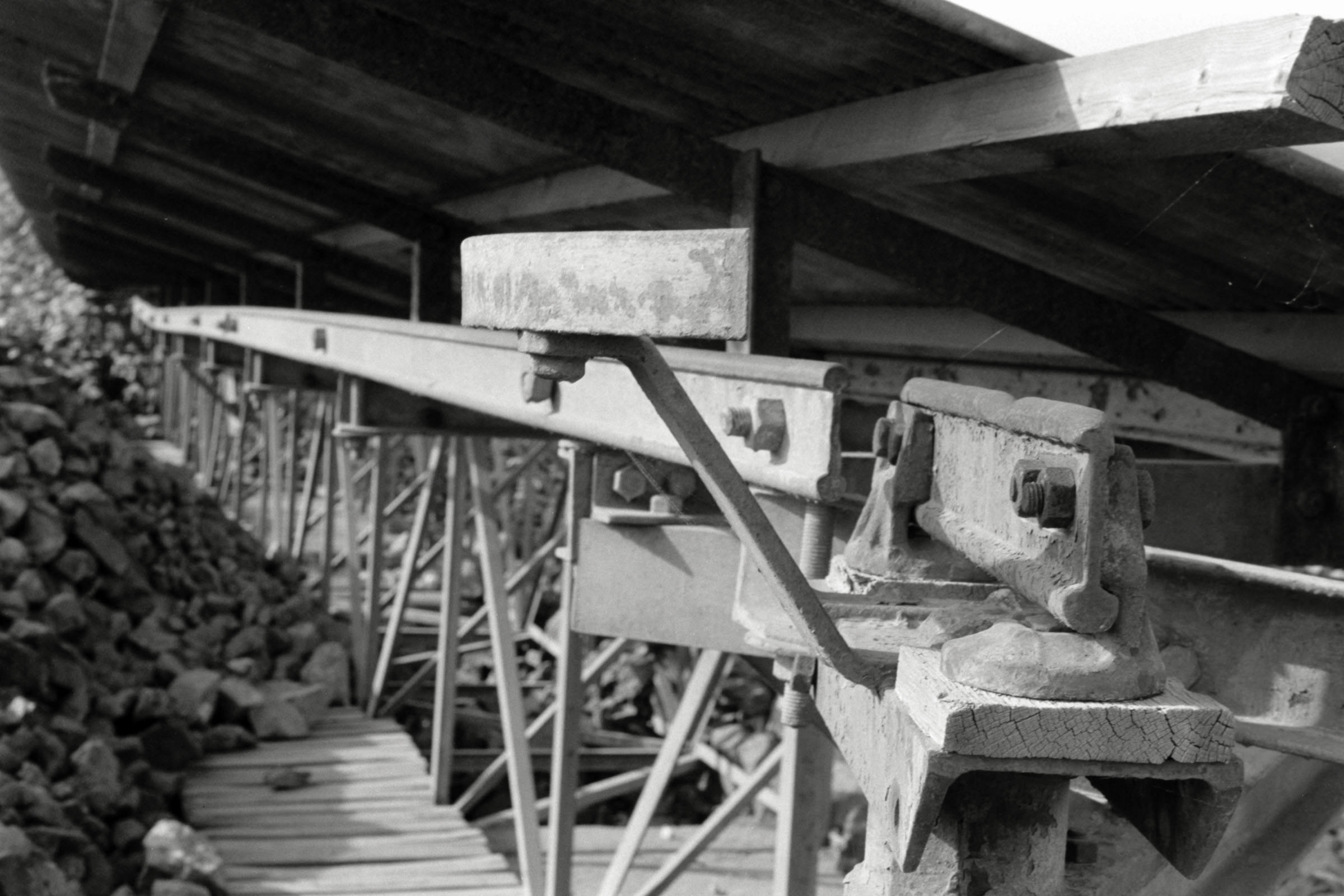 AHP F1991 09 006 sc250507 img09 NLP